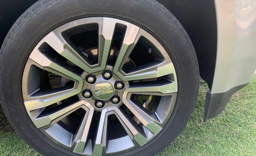 GMC YUKON DENALI 2017 PLATA