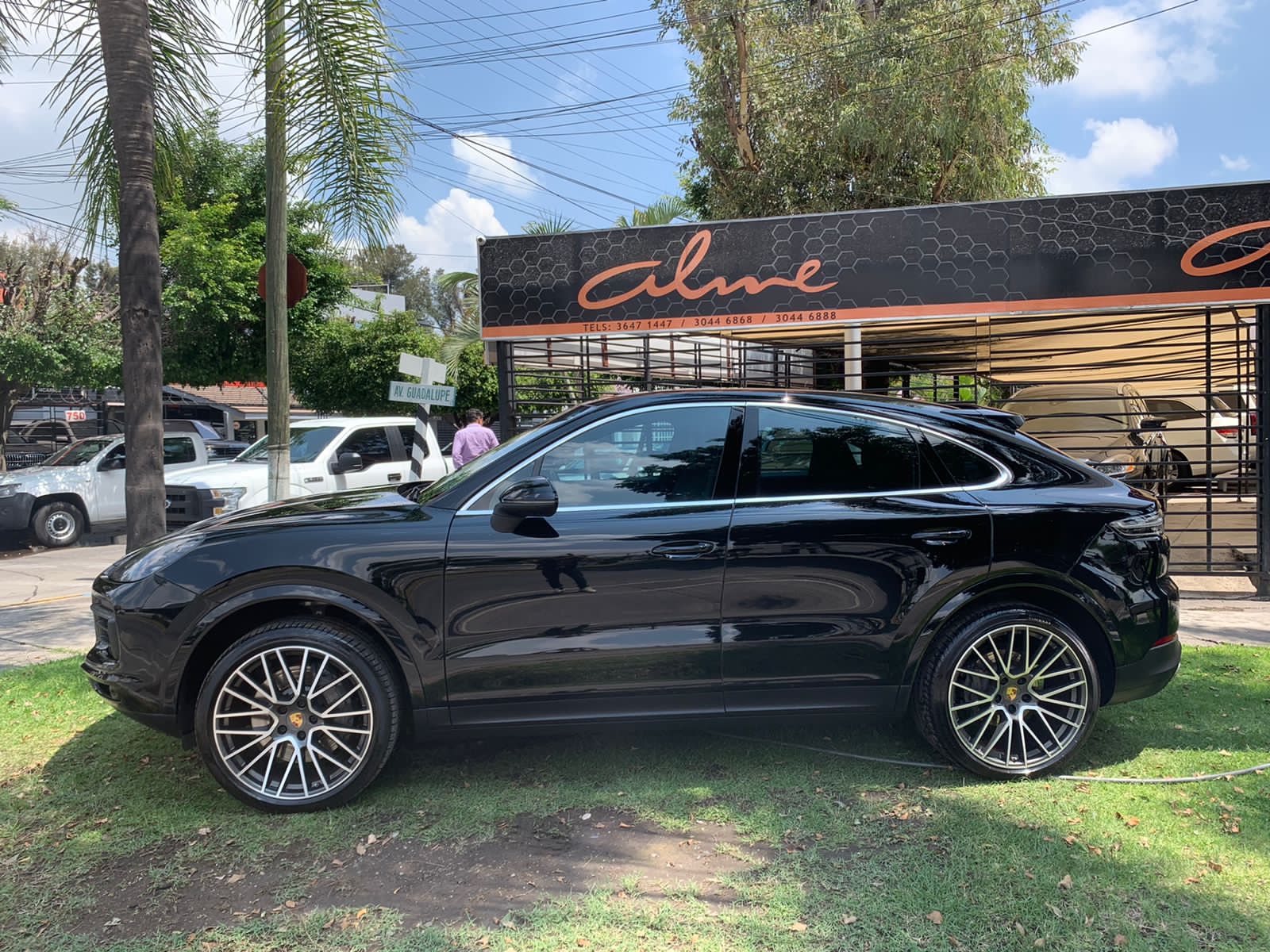 PORSCHE CAYENNE S COUPE 2020 NEGRO