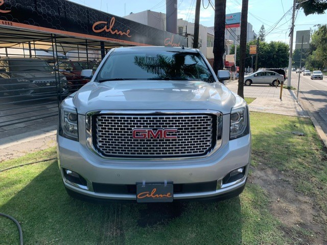 GMC YUKON DENALI 2017 PLATA