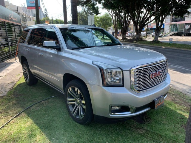 GMC YUKON DENALI 2017 PLATA