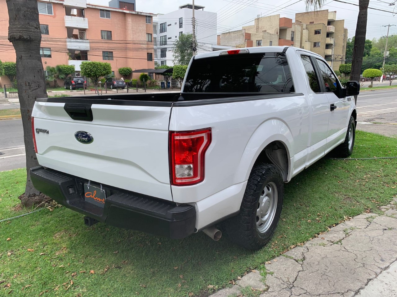 FORD F-150 SUPER CAB 4X2 XL 2016 BLANCO