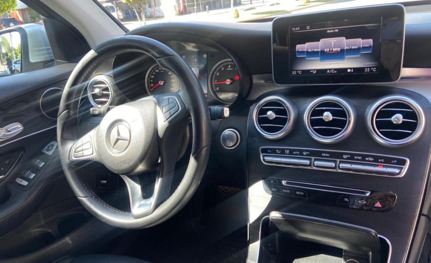 MERCEDES GLC 300 ROAD