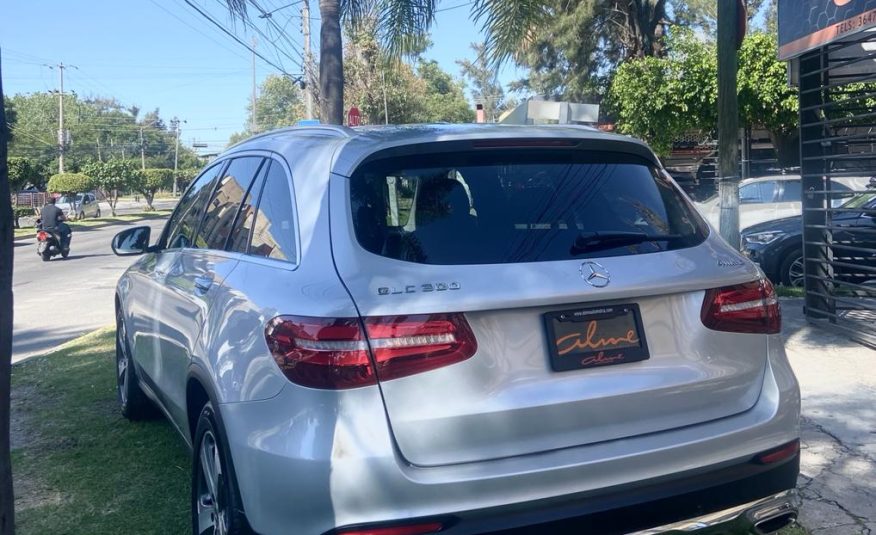 MERCEDES GLC 300 ROAD