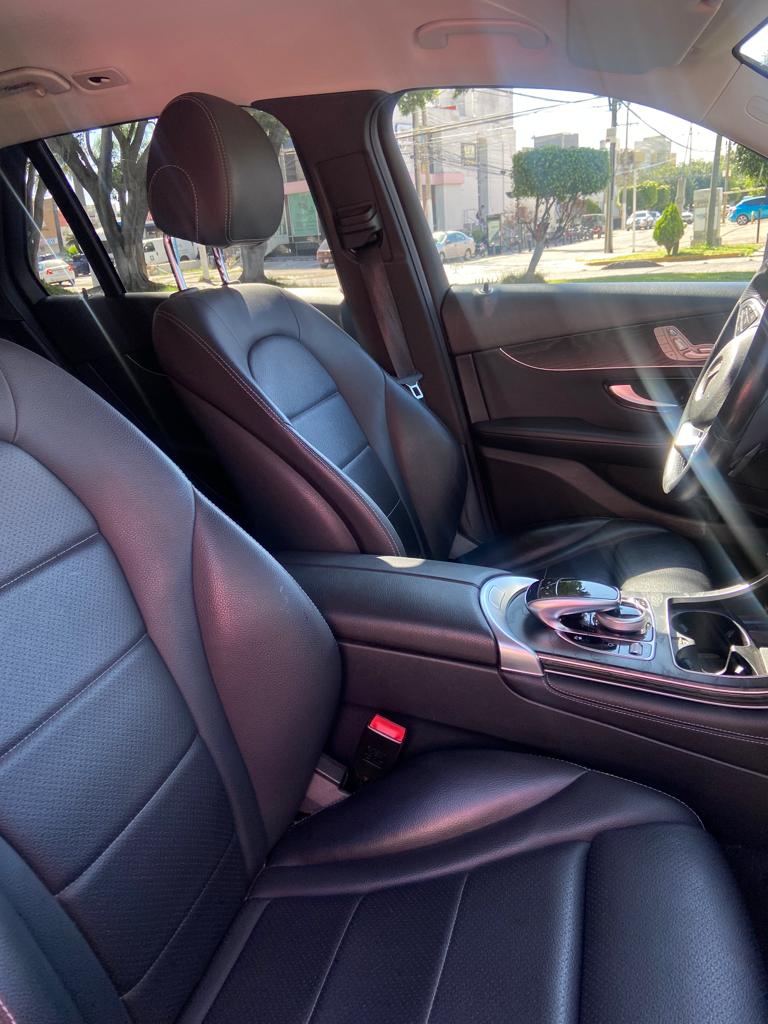 MERCEDES GLC 300 ROAD