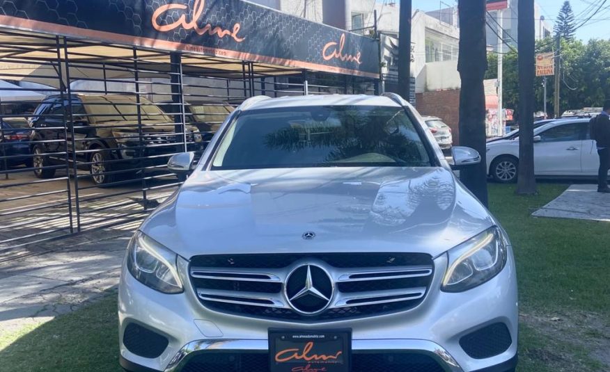 MERCEDES GLC 300 ROAD