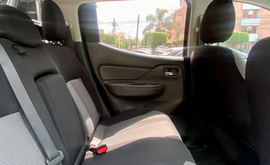MITSUBISHI L200 GLS PICKUP 4X4 2019 BLANCO