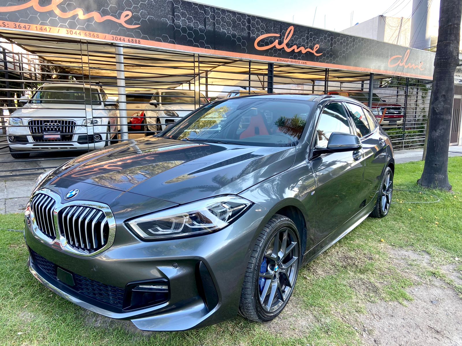 BMW SERIE 1 1181 GRIS 2020