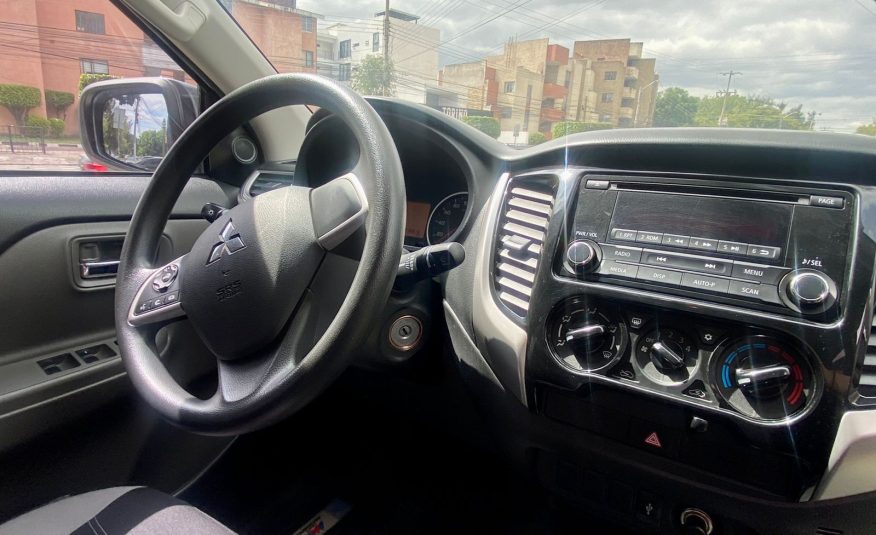 MITSUBISHI L200 GLS PICKUP 4X4 2019 BLANCO