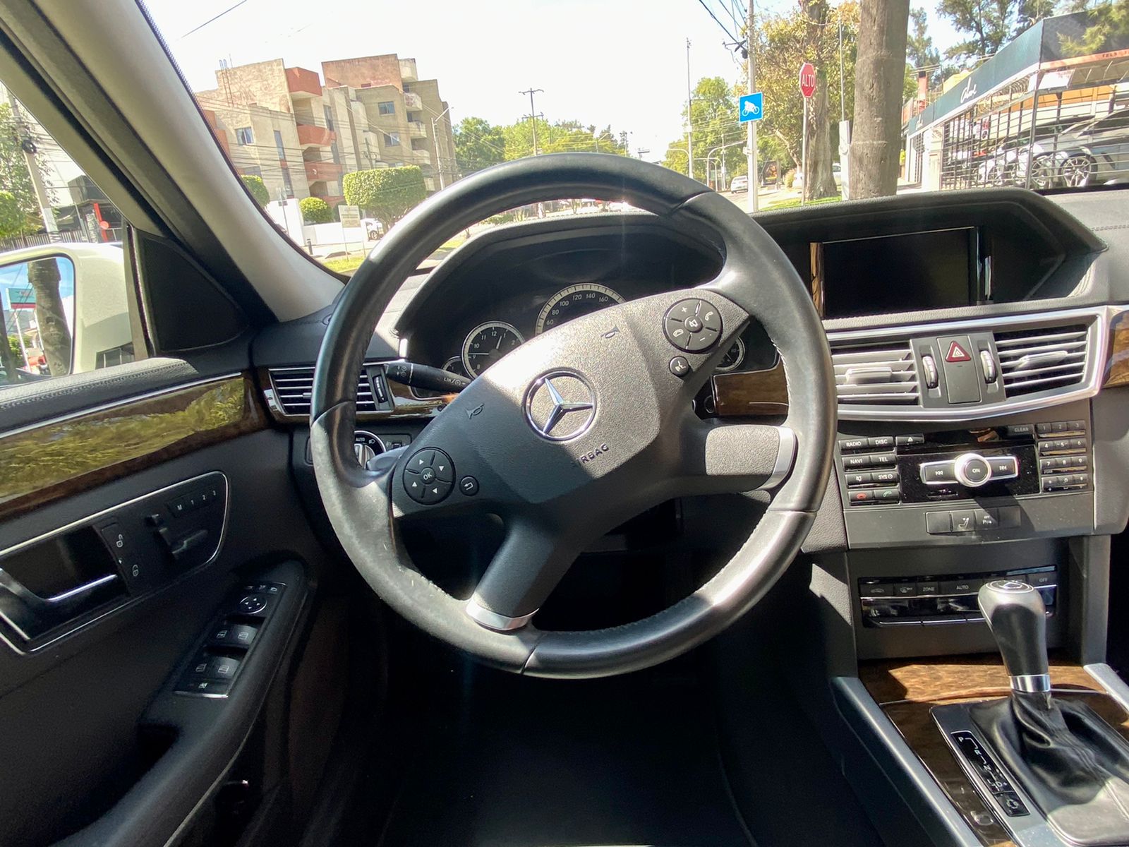 MERCEDES E 200 BLANCO 2012