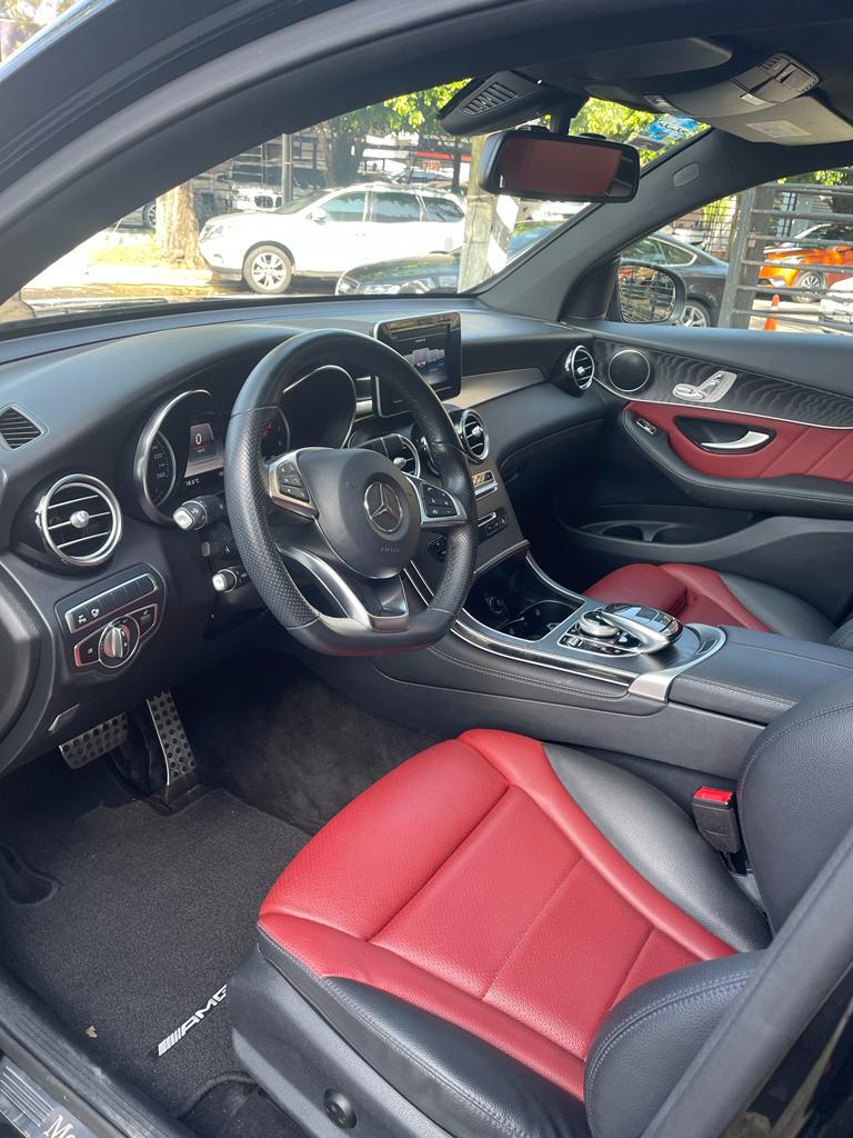MERCEDES GLC 300 COUPE 2019 NEGRA