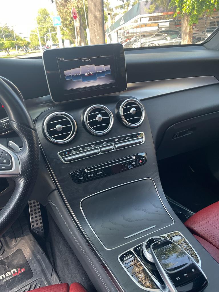 MERCEDES GLC 300 COUPE 2019 NEGRA