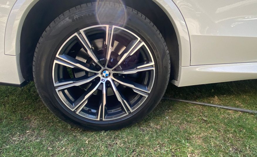 BMW X5 MSPORT 50IA BLANCO 2019
