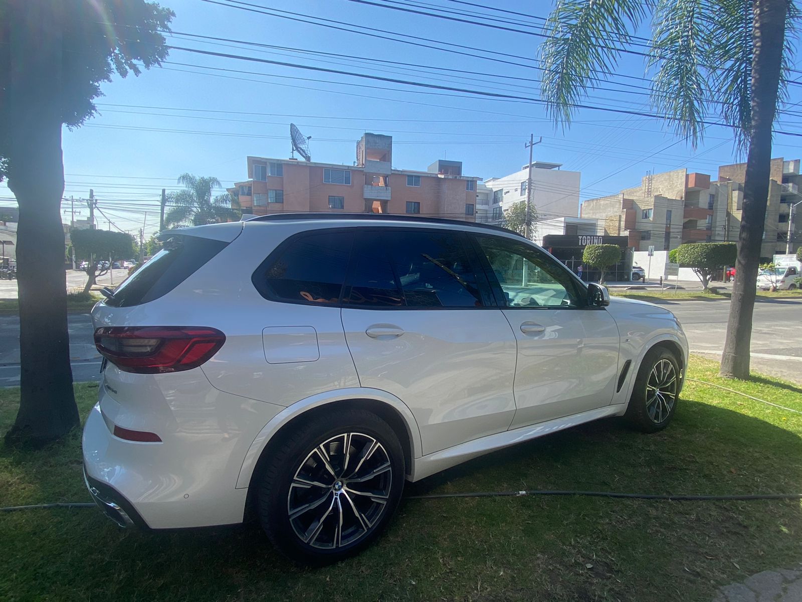 BMW X5 MSPORT 50IA BLANCO 2019