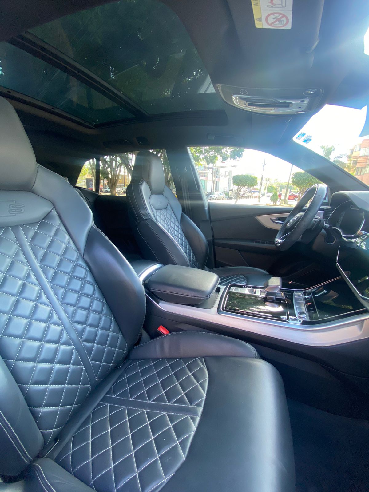AUDI Q8 BLANCO 2020
