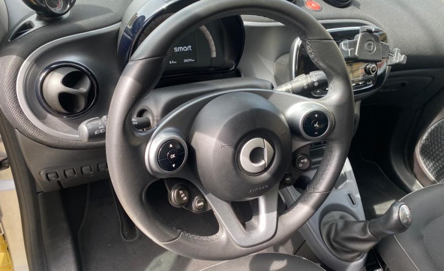 SMART FORFOUR PASSION MANUAL VERDE 2016