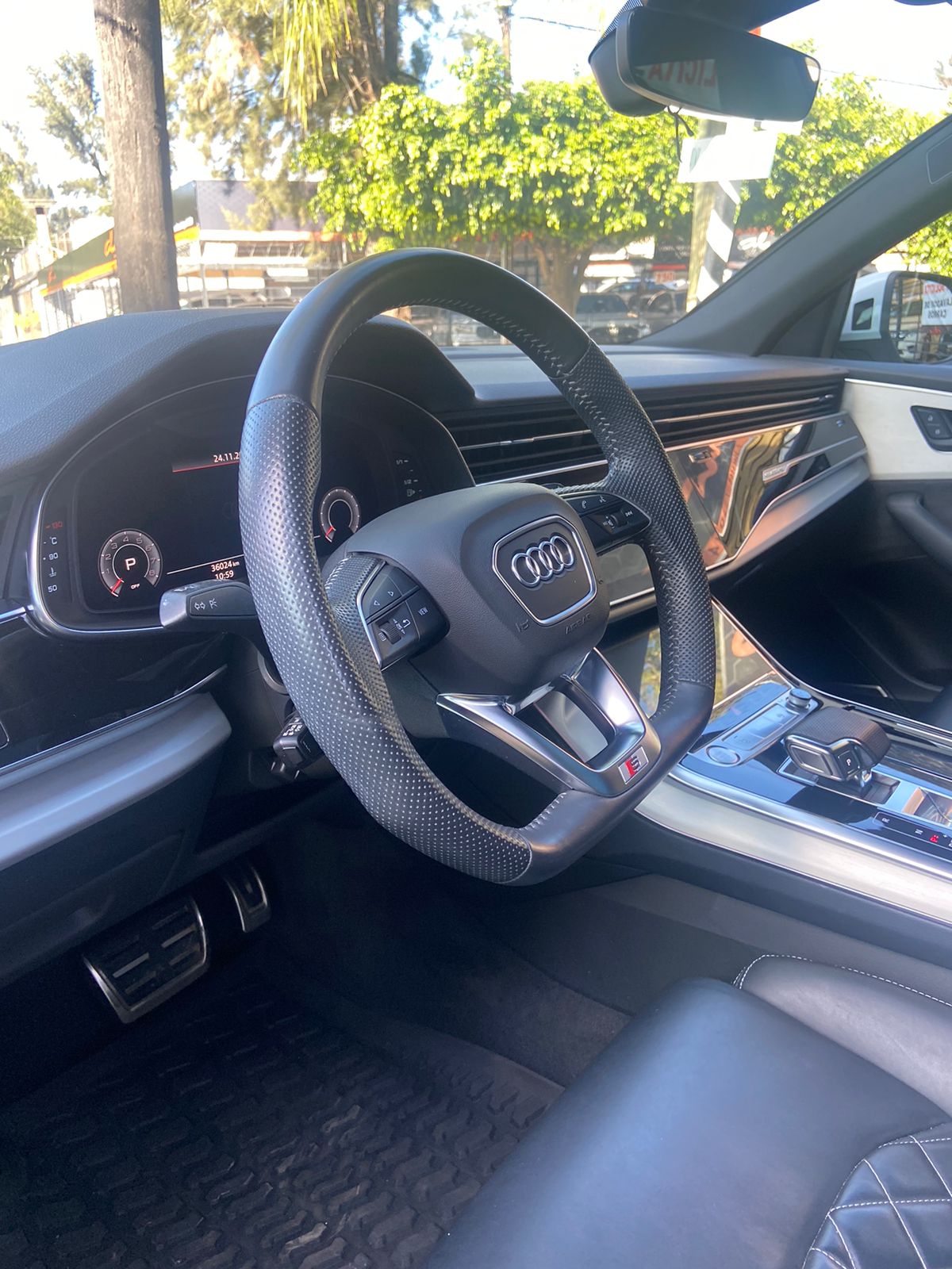 AUDI Q8 BLANCO 2020