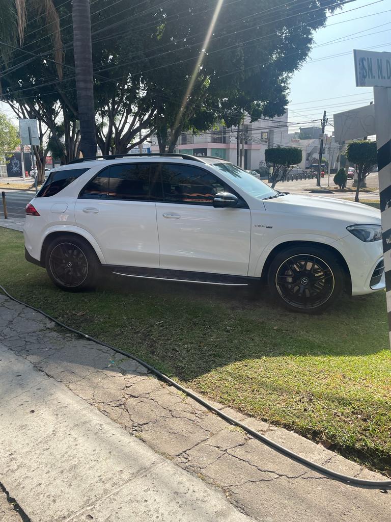 MERCEDES GLE 63 BLANCO 2021