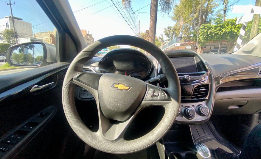 CHEVROLET SPARK GRIS 2019