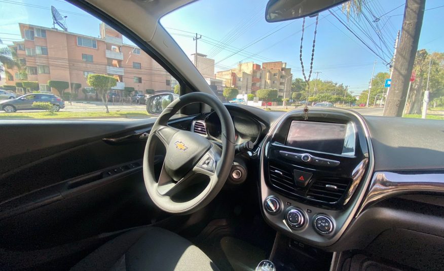 CHEVROLET SPARK GRIS 2019