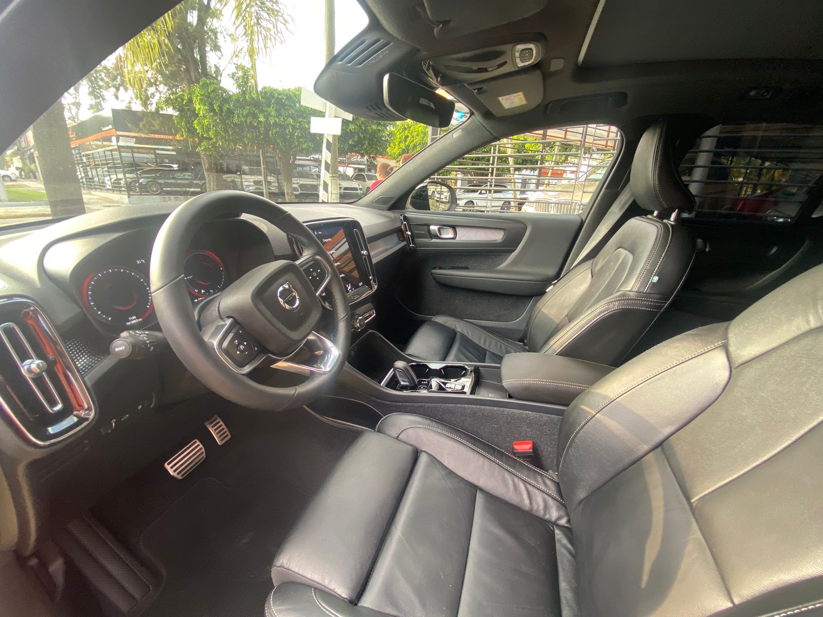 VOLVO XC40 HYBRIDO 2022 BLANCO
