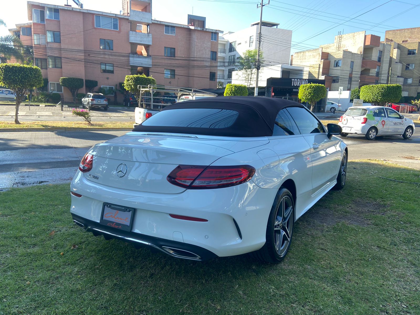 MERCEDES C300 CABIOLET BLANCO 2019