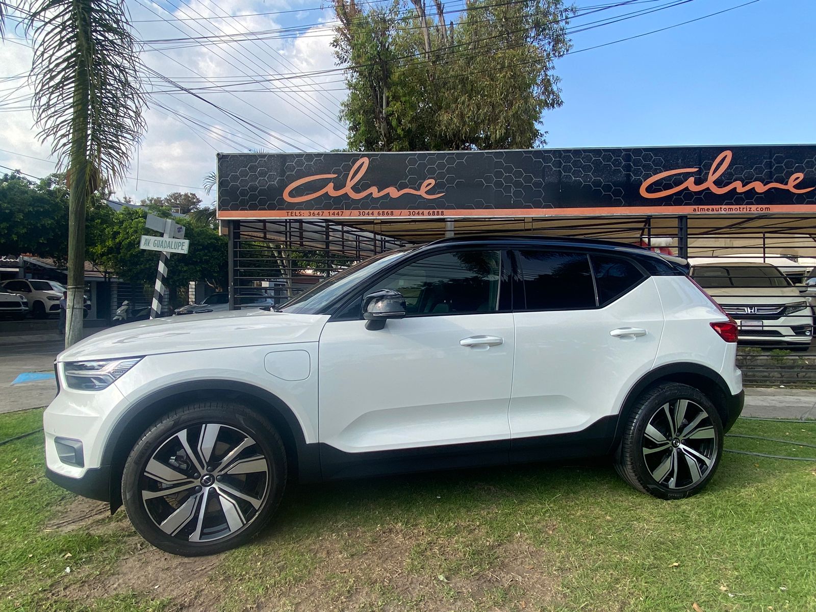 VOLVO XC40 HYBRIDO 2022 BLANCO