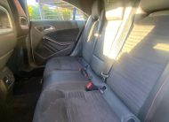 MERCEDES CLA 250 BLANCO 2016