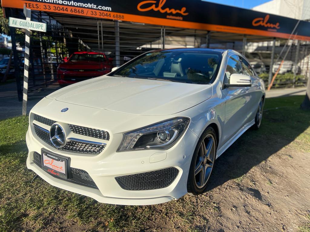 MERCEDES CLA 250 BLANCO 2016