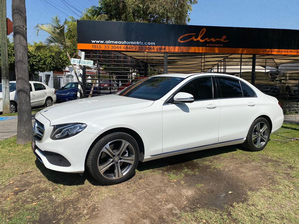 MERCEDES E 200 2017 BLANCO