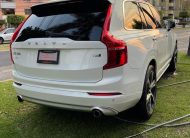 VOLVO XC90 BLANCO 2018 MOMENTUM