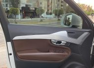 VOLVO XC90 BLANCO 2018 MOMENTUM