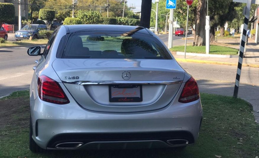 MERCEDES C250 GRIS 2017