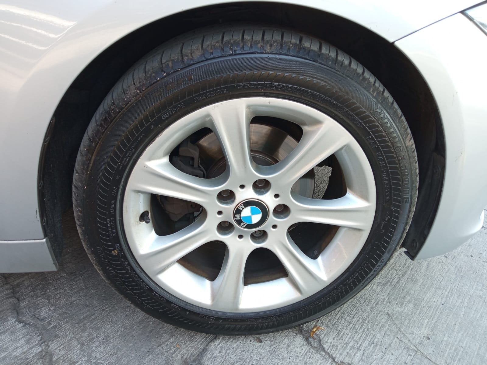 BMW 320 IA 2014 GLACIER SILVER