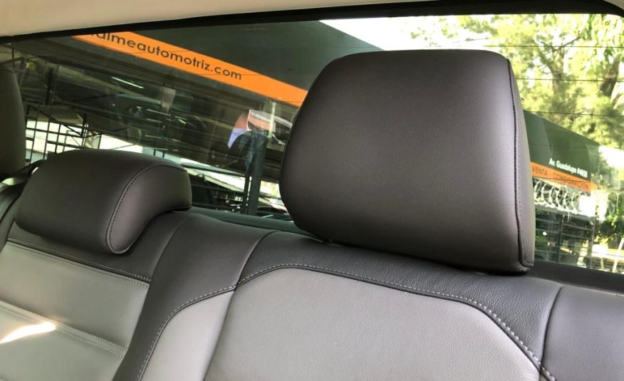 VW AMAROK 2023 NIVEL 6 PLUS DE BLINDAJE PLATA