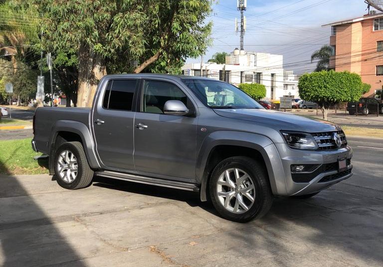 VW AMAROK 2023 NIVEL 6 PLUS DE BLINDAJE PLATA