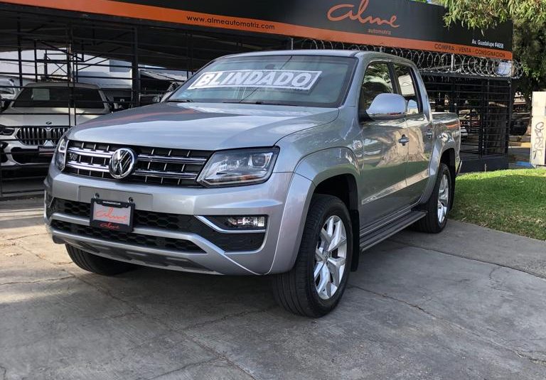 VW AMAROK 2023 NIVEL 6 PLUS DE BLINDAJE PLATA