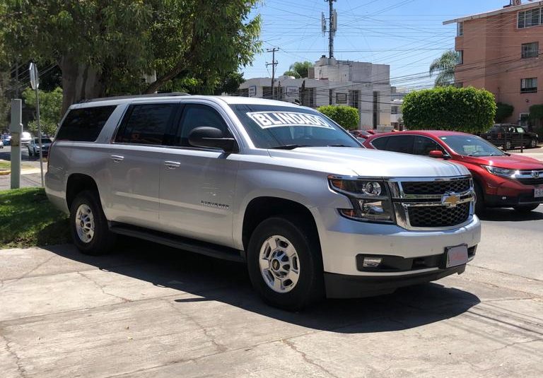 CHEVROLET SUBURBAN 2016 PLATA BLINDAJE NIVEL 5